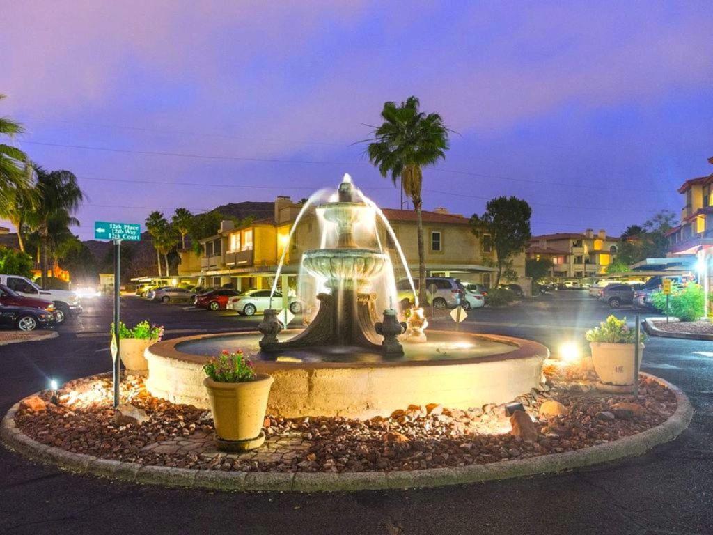 Mountain Vista Resort: Gated Community with Pools and Hiking Access Phoenix Exterior photo
